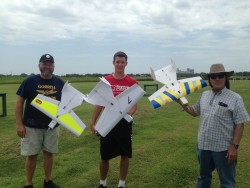 Race day 1.JPG (111.44 KiB) Viewed 25487 times Race day 1.JPG